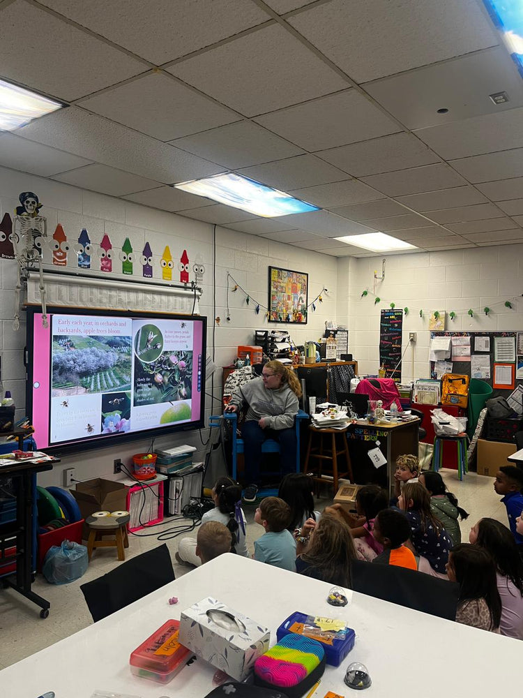 Celebrating National Farm to School Month at W. W. Robinson Elementary